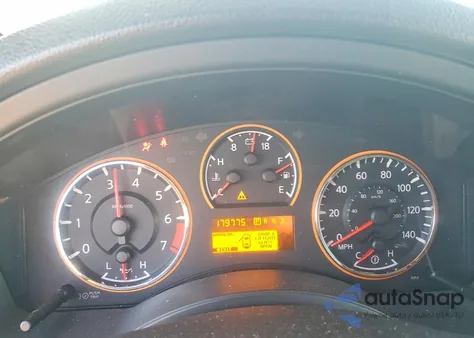 2008 Nissan Armada Se z USA, uszkodzony, nr VIN 5N1BA08D18N607368